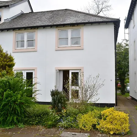 18 Elm Court Holiday home